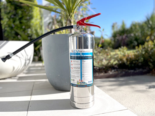 Introducing our 4L EV Fire Extinguisher - specifically engineered for lithium-ion battery fires! ⚡