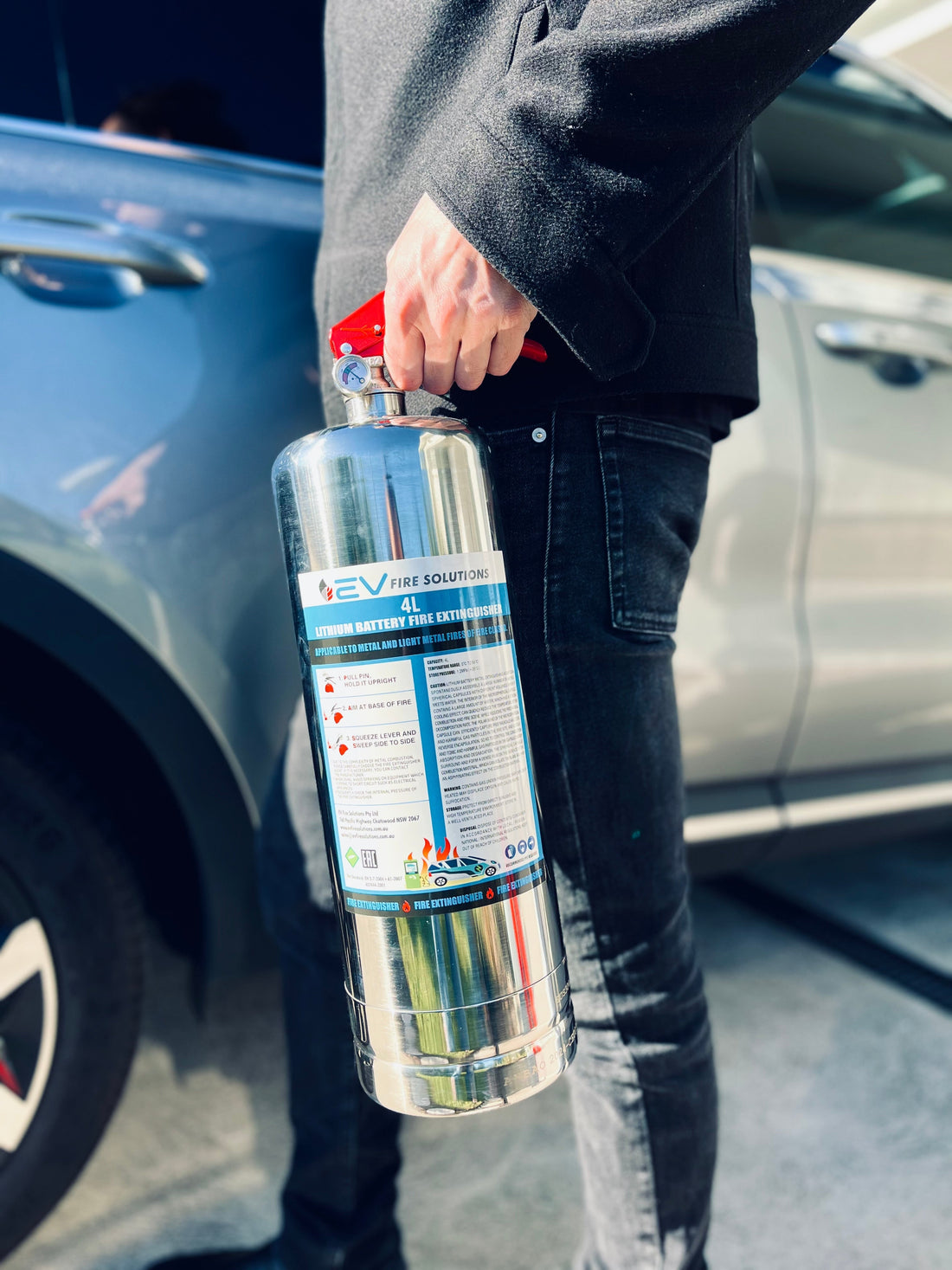 EV Fire Extinguisher suitable for lithium-ion battery fires 9L