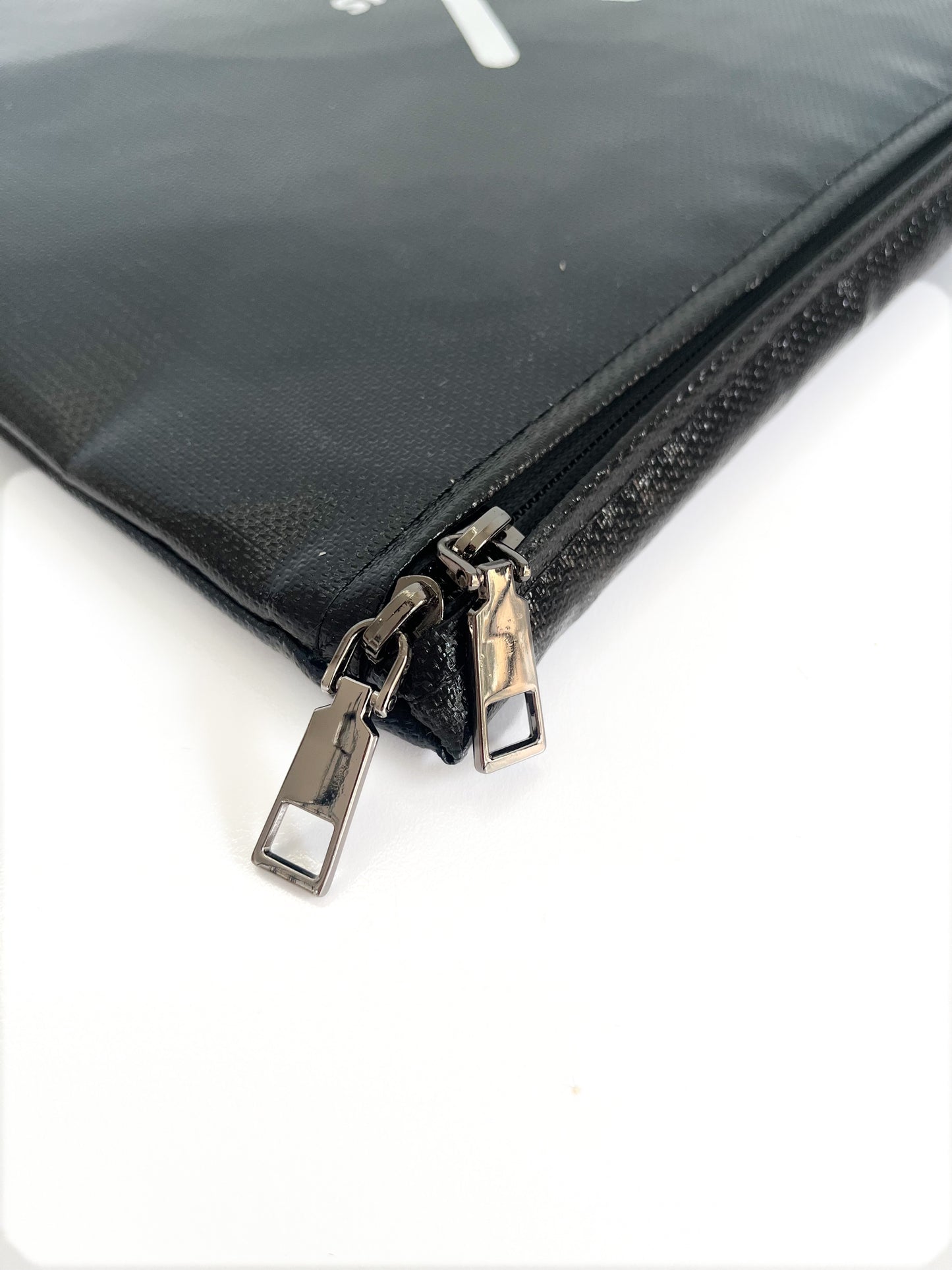 Fireproof Laptop & Battery Bag 40 × 28cm